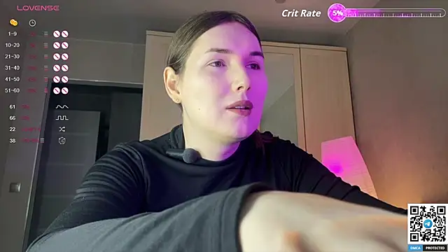 Snapshot of Maria_Bowie chatting on October 2025 07:32:01 AM Maria Bowie online show from October 2025 07:32:01 AM