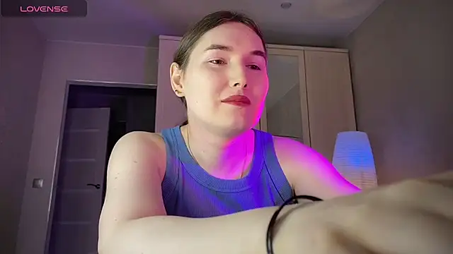 Snapshot of Maria_Bowie chatting on May 2026 05:49:01 AM Maria Bowie online show from May 2026 05:49:01 AM