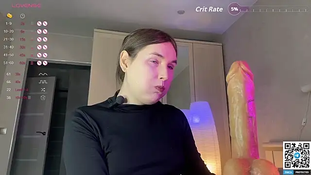 Maria Bowie online show from December 2025 09:08:01 AM