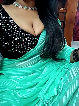 Snapshot of amala_ss chatting on March 2025 03:14:02 AM amala ss online show from March 2025 03:14:02 AM