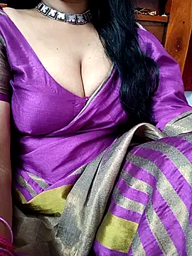 Snapshot of amala_ss chatting on March 2025 01:42:02 PM amala ss online show from March 2025 01:42:02 PM