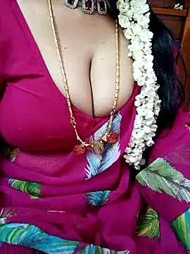 Snapshot of amala_ss chatting on March 2025 06:10:01 AM amala ss online show from March 2025 06:10:01 AM