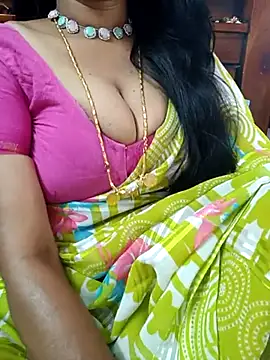 Snapshot of amala_ss chatting on March 2025 04:04:01 AM amala ss online show from March 2025 04:04:01 AM