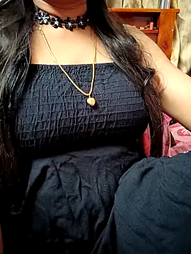 Snapshot of amala_ss chatting on October 2025 01:35:01 PM amala ss online show from October 2025 01:35:01 PM