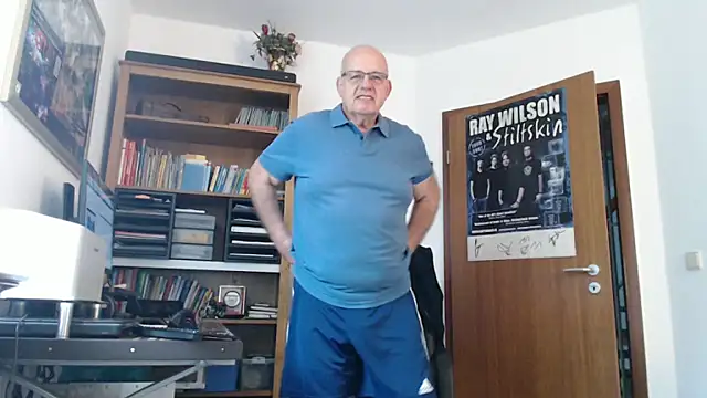 Snapshot of ak616263 chatting on October 2025 08:11:02 AM ak616263 online show from October 2025 08:11:02 AM