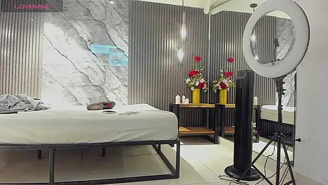 julietha taylor online show from March 2026 12:32:01 AM