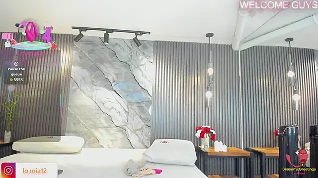 julietha taylor online show from February 2026 02:53:01 AM