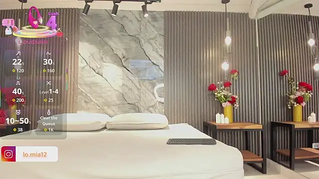 julietha taylor online show from April 2026 12:48:01 AM