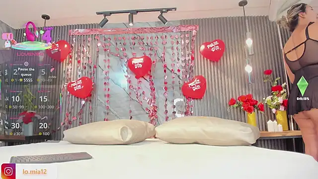 julietha taylor online show from February 2026 01:38:01 AM