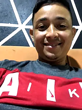 isacalejandroo online show from September 2025 01:56:02 AM