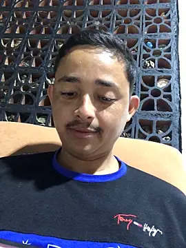 isacalejandroo online show from March 2025 04:47:02 AM