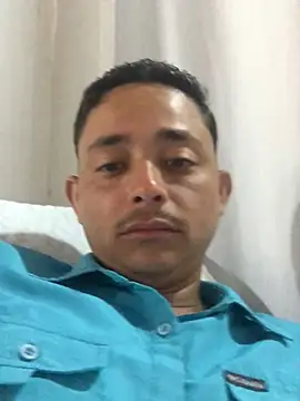 isacalejandroo online show from February 2025 01:30:01 PM