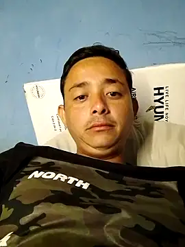 isacalejandroo online show from March 2025 03:09:02 AM