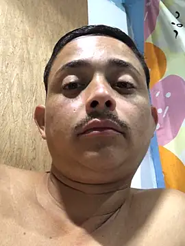 isacalejandroo online show from March 2025 12:09:02 AM