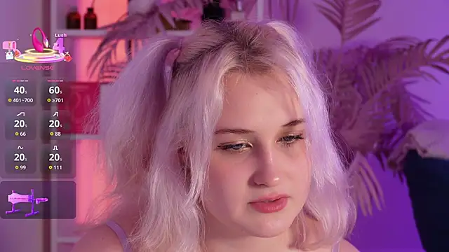 tiffannyjons online show from December 2025 06:09:02 PM