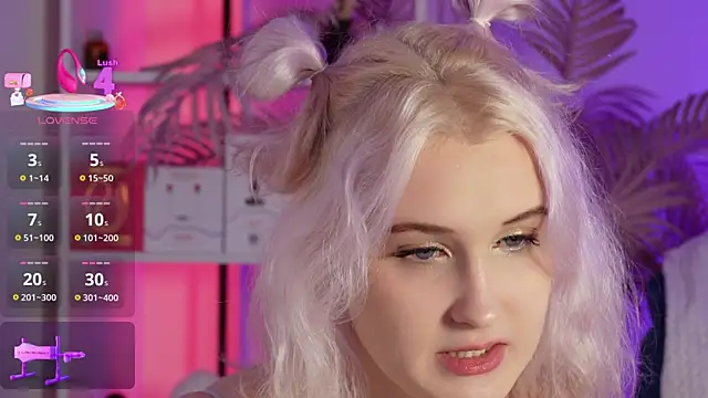 tiffannyjons online show from November 2025 05:46:02 PM