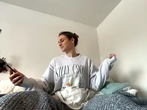 MissSwitch online show from December 2024 01:36:01 PM