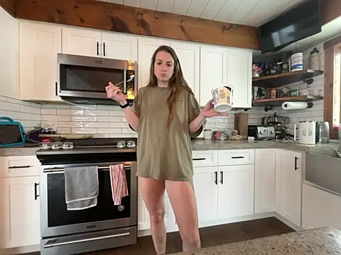 MissSwitch online show from January 2025 04:04:01 PM