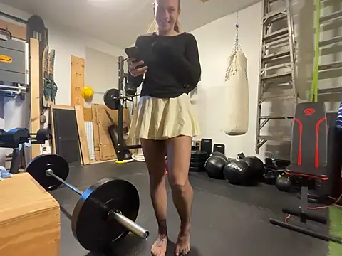 MissSwitch online show from February 2025 01:16:02 PM