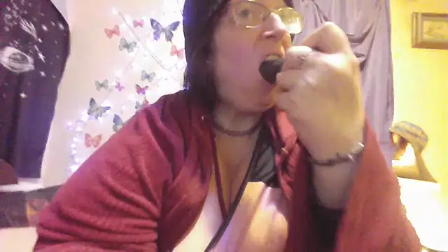 Snapshot of Alli_Kat chatting on February 2025 06:43:02 AM Alli Kat online show from February 2025 06:43:02 AM