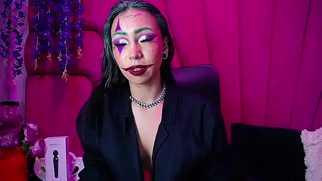 nathalia pink online show from October 2025 04:20:01 PM