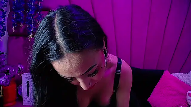 nathalia pink online show from October 2025 12:26:01 PM