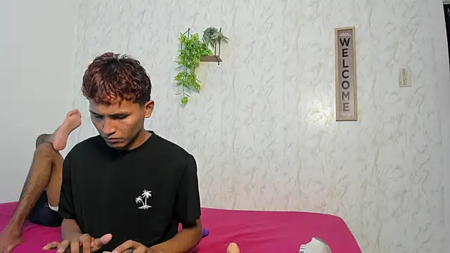 boys yourparty online show from April 2026 01:18:02 AM