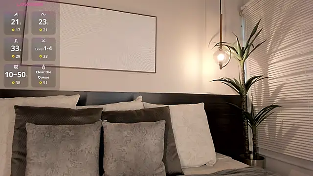 SophieBlake online show from November 2025 08:31:01 PM