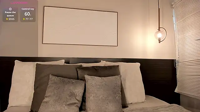 SophieBlake online show from November 2025 07:41:02 PM