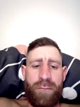 benalexa1992 online show from April 2026 06:25:02 PM