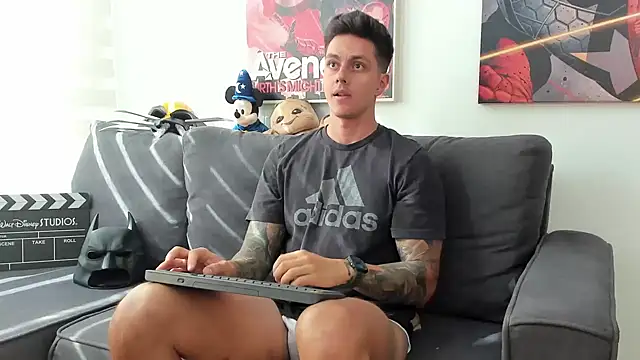 JeanBroc online show from November 2025 08:01:01 PM