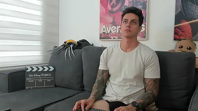 Snapshot of JeanBroc chatting on January 2026 07:31:01 PM JeanBroc online show from January 2026 07:31:01 PM