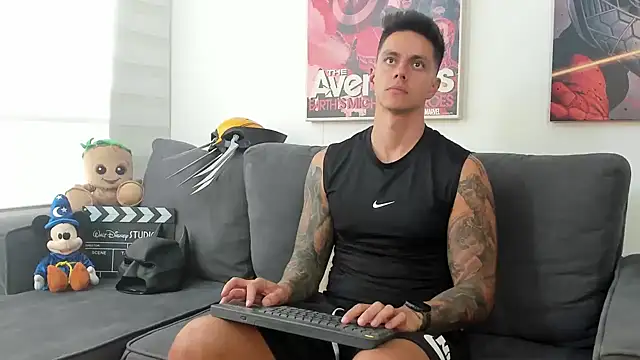 Snapshot of JeanBroc chatting on February 2026 07:32:02 PM JeanBroc online show from February 2026 07:32:02 PM