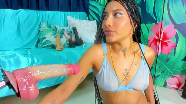 Mieldeluna online show from November 2025 03:27:02 AM