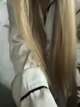 PEACHY439 online show from June 2026 07:13:01 AM