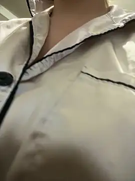 PEACHY439 online show from October 2025 05:37:01 PM