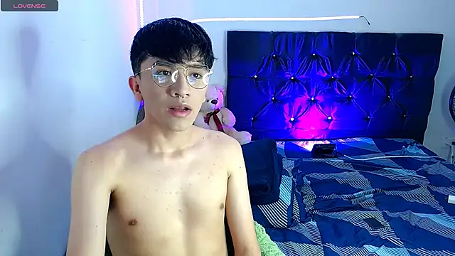 benji hoter online show from November 2025 01:21:01 PM