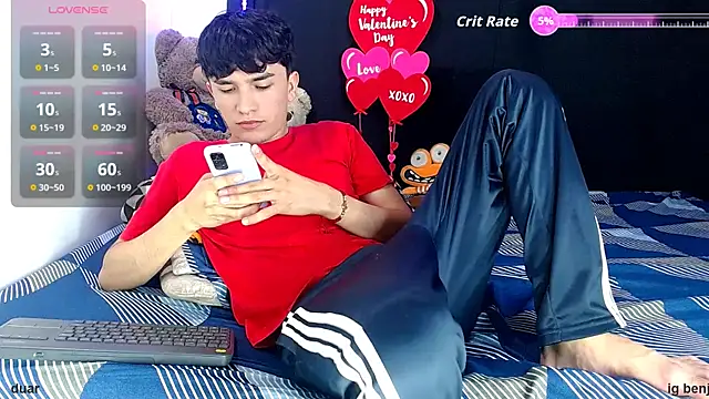 benji hoter online show from February 2026 11:12:01 PM