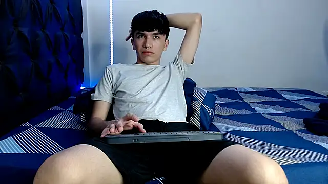 benji hoter online show from March 2025 03:20:01 AM