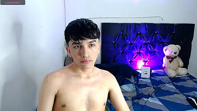 benji hoter online show from November 2025 10:25:02 PM