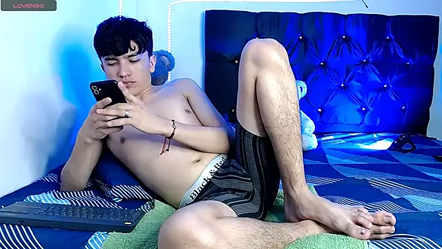 benji hoter online show from September 2025 10:15:01 PM