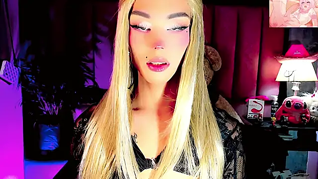 Snapshot of dollswit01 chatting on November 2025 02:38:02 AM dollswit01 online show from November 2025 02:38:02 AM