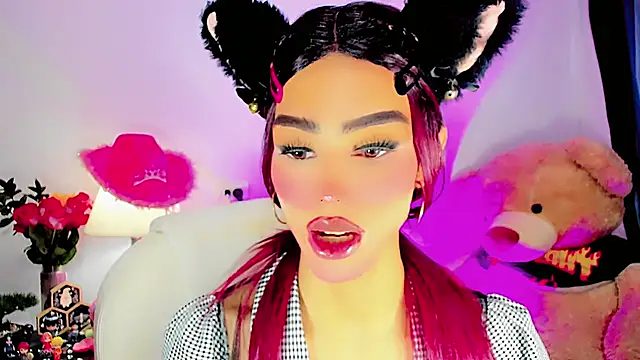 Snapshot of dollswit01 chatting on February 2025 08:00:01 PM dollswit01 online show from February 2025 08:00:01 PM