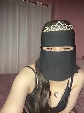 Snapshot of tia47 chatting on October 2025 11:05:01 PM tia47 online show from October 2025 11:05:01 PM