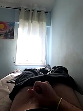 Chneor28 online show from February 2026 12:00:01 PM