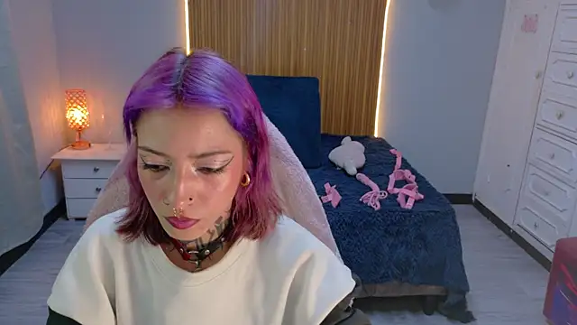 Snapshot of Scarllett_BDSM chatting on April 2026 05:20:01 AM Scarllett BDSM online show from April 2026 05:20:01 AM