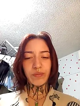 Snapshot of Scarllett_BDSM chatting on December 2025 09:30:02 AM Scarllett BDSM online show from December 2025 09:30:02 AM