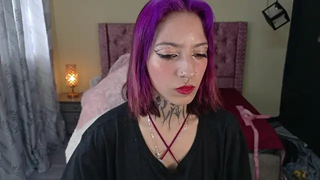 Snapshot of Scarllett_BDSM chatting on April 2026 02:53:01 PM Scarllett BDSM online show from April 2026 02:53:01 PM