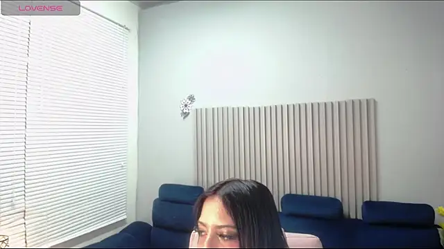 Snapshot of Scarllett_BDSM chatting on October 2025 08:34:02 AM Scarllett BDSM online show from October 2025 08:34:02 AM