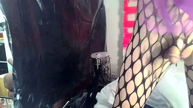 SissyJamie123 online show from April 2026 03:43:02 AM